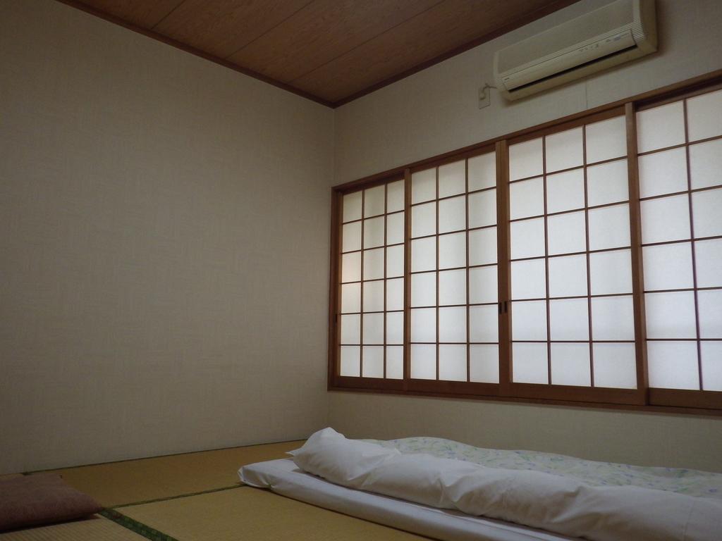 Uokagi Ryokan Nagoya Esterno foto