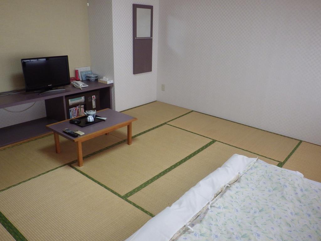 Uokagi Ryokan Nagoya Esterno foto